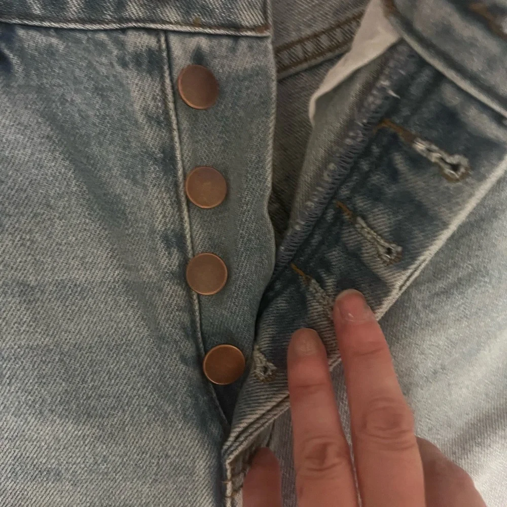 O’Neill Light Blue Distressed Women's Jeans - Picture 3 of 8